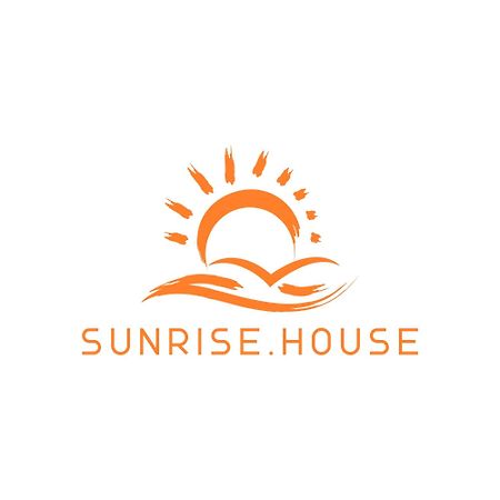 Sunrise House Apartments ウルツィニ エクステリア 写真