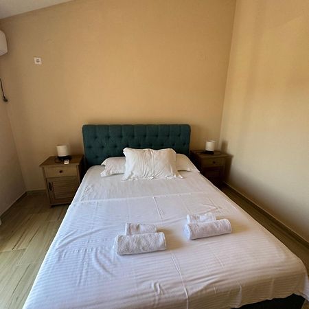 Sunrise House Apartments ウルツィニ エクステリア 写真
