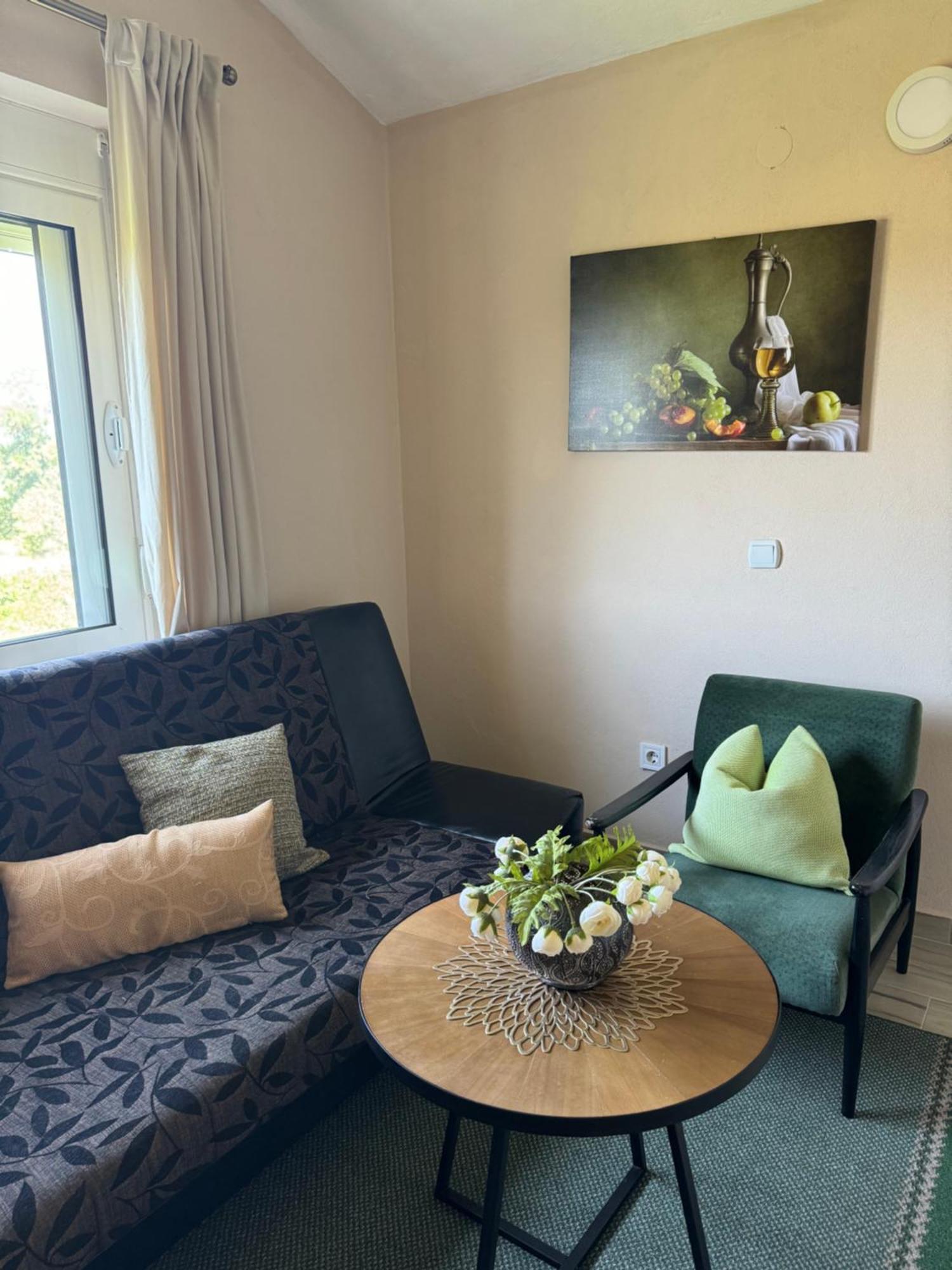 Sunrise House Apartments ウルツィニ エクステリア 写真