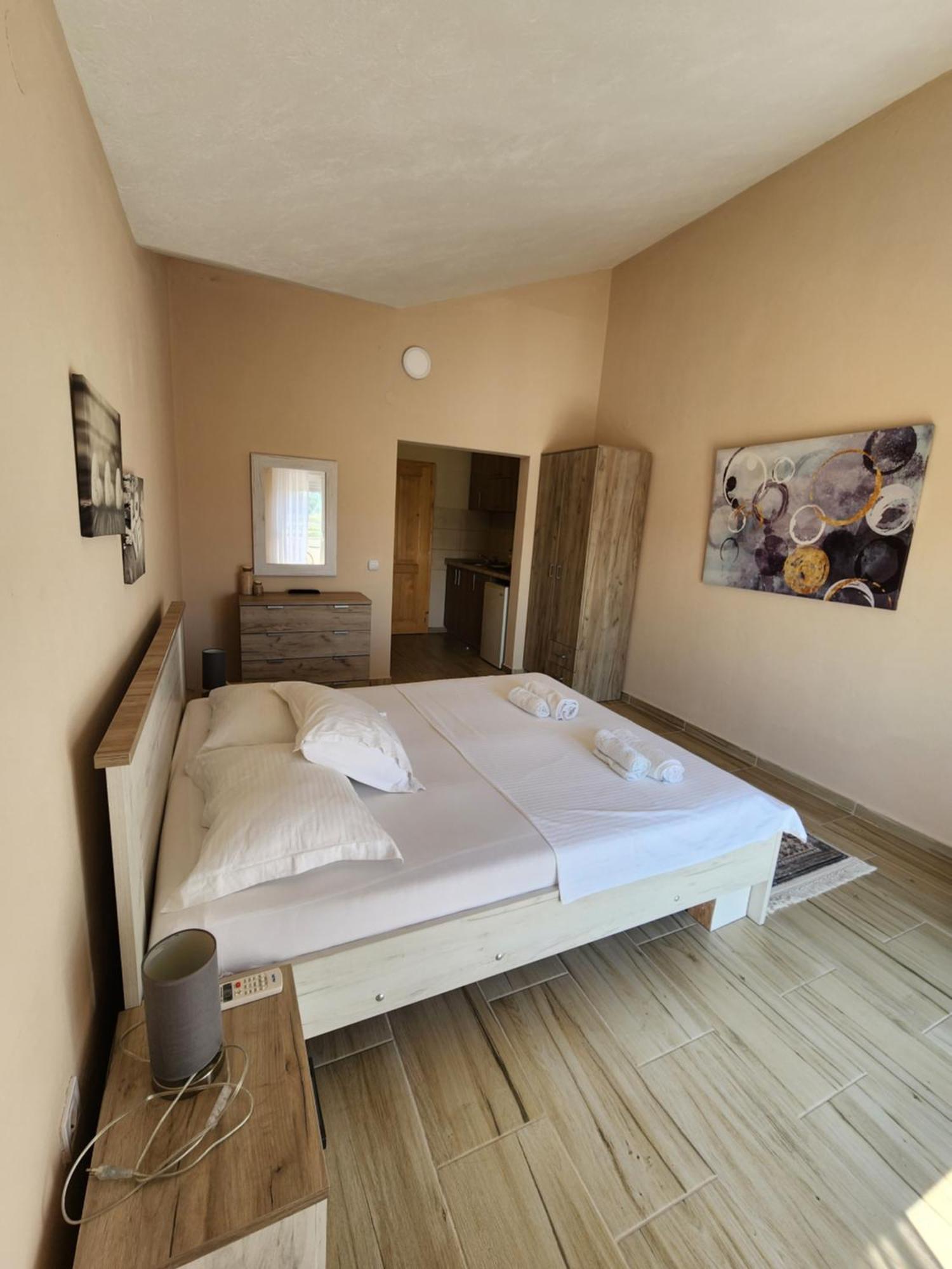 Sunrise House Apartments ウルツィニ エクステリア 写真