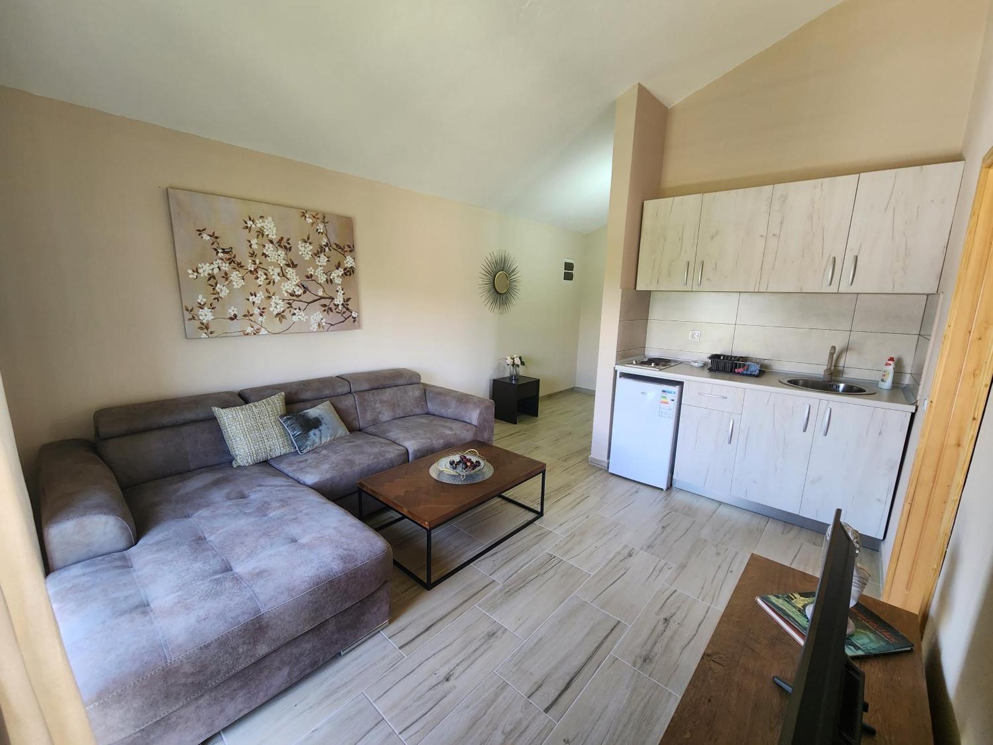 Sunrise House Apartments ウルツィニ エクステリア 写真
